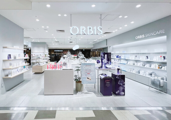 オルビス株式会社 - 全店舗サイネージ導入