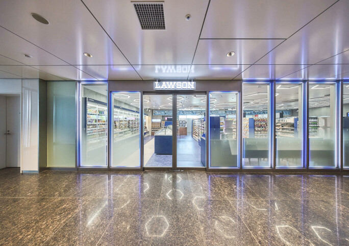 KDDI株式会社 × LAWSON